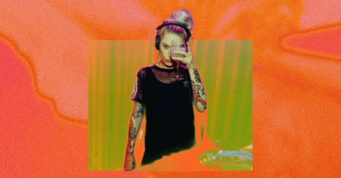 KLUBB: KAROLINA WOJCIK – KARAOKE NIGHT